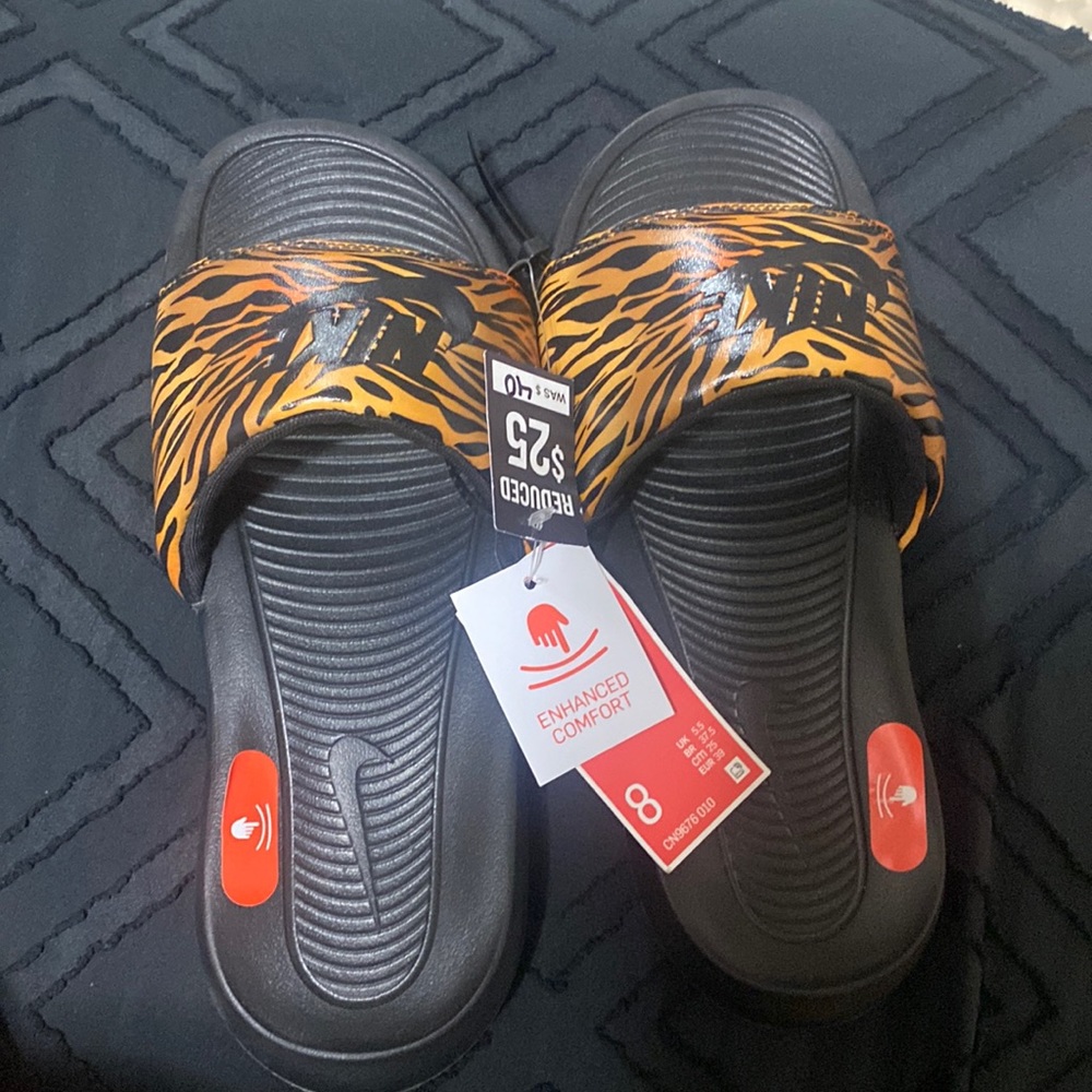 Nike slides